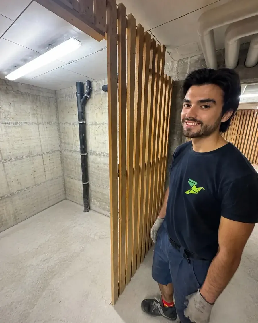 Cave vide après le passage de l’équipe Oust